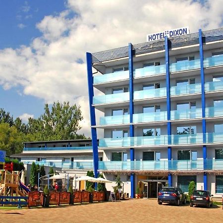 Hotel Dixon So Vstupom Do Bazena A Virivky Zdarma - Free Entrance To Pool And Jacuzzi Included Banská Bystrica Extérieur photo